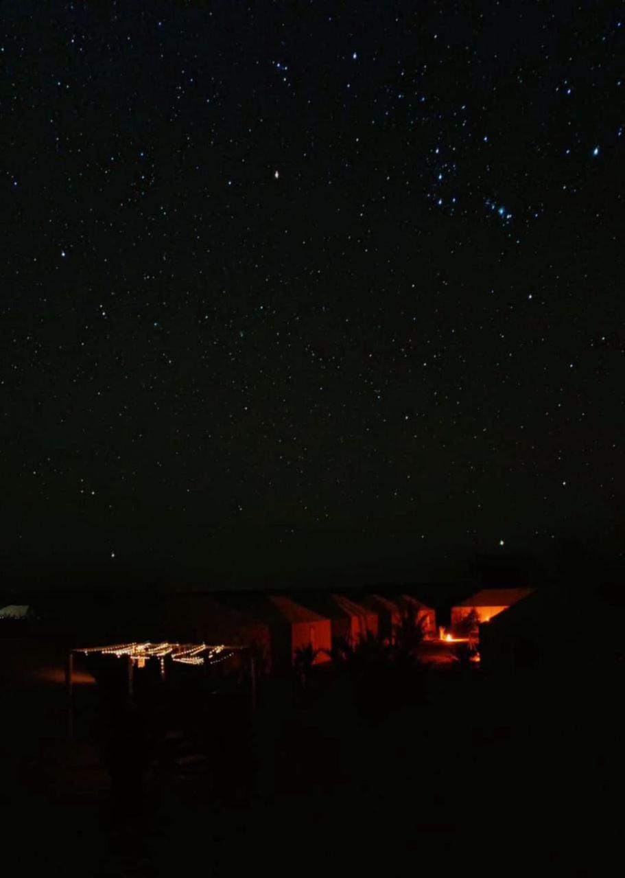 Villa Sahara Vibes Luxury Camp à Merzouga Extérieur photo
