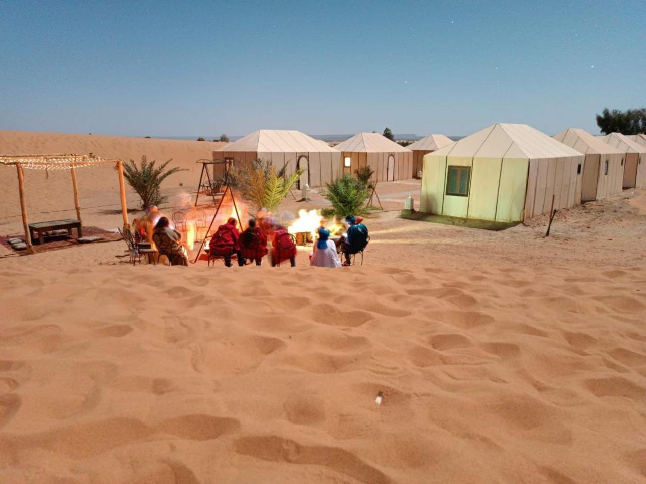 Villa Sahara Vibes Luxury Camp à Merzouga Extérieur photo