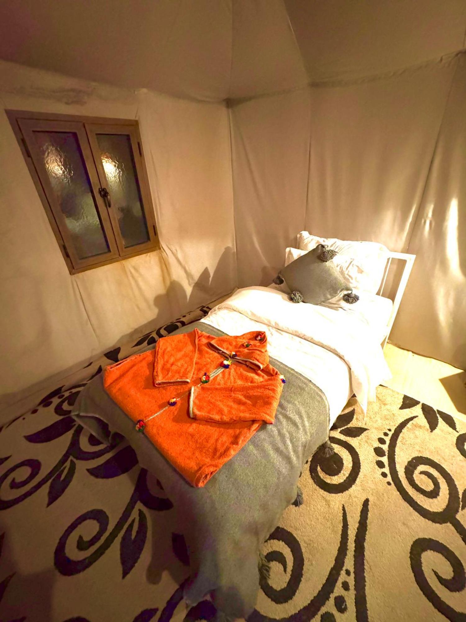 Villa Sahara Vibes Luxury Camp à Merzouga Extérieur photo