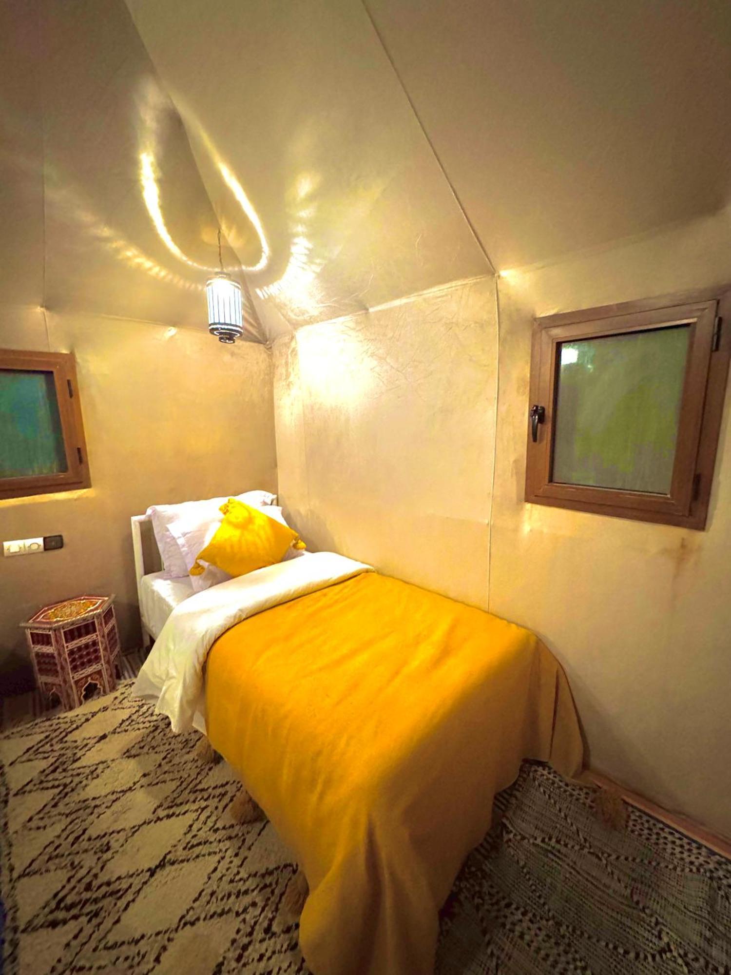 Villa Sahara Vibes Luxury Camp à Merzouga Extérieur photo