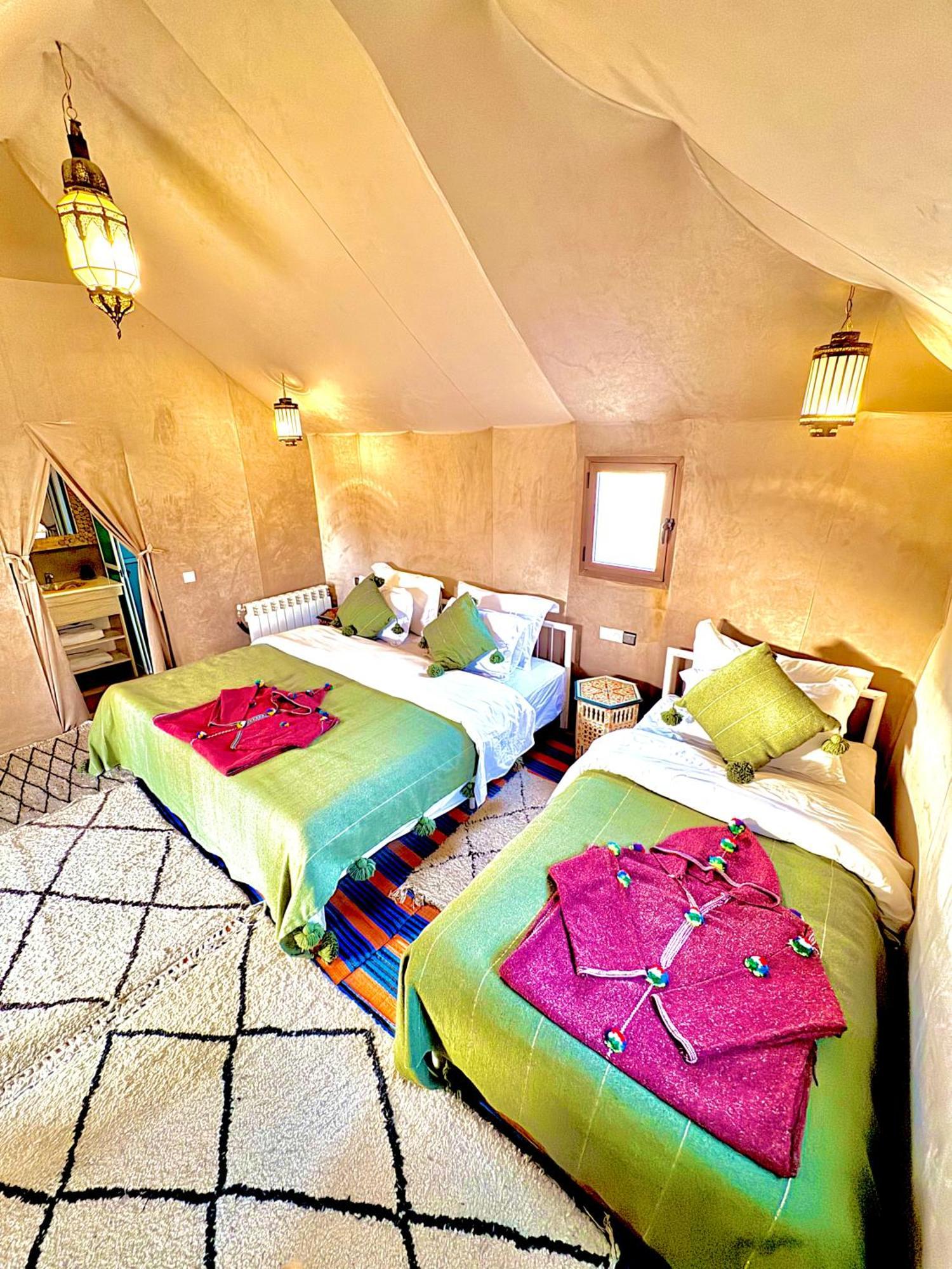 Villa Sahara Vibes Luxury Camp à Merzouga Extérieur photo