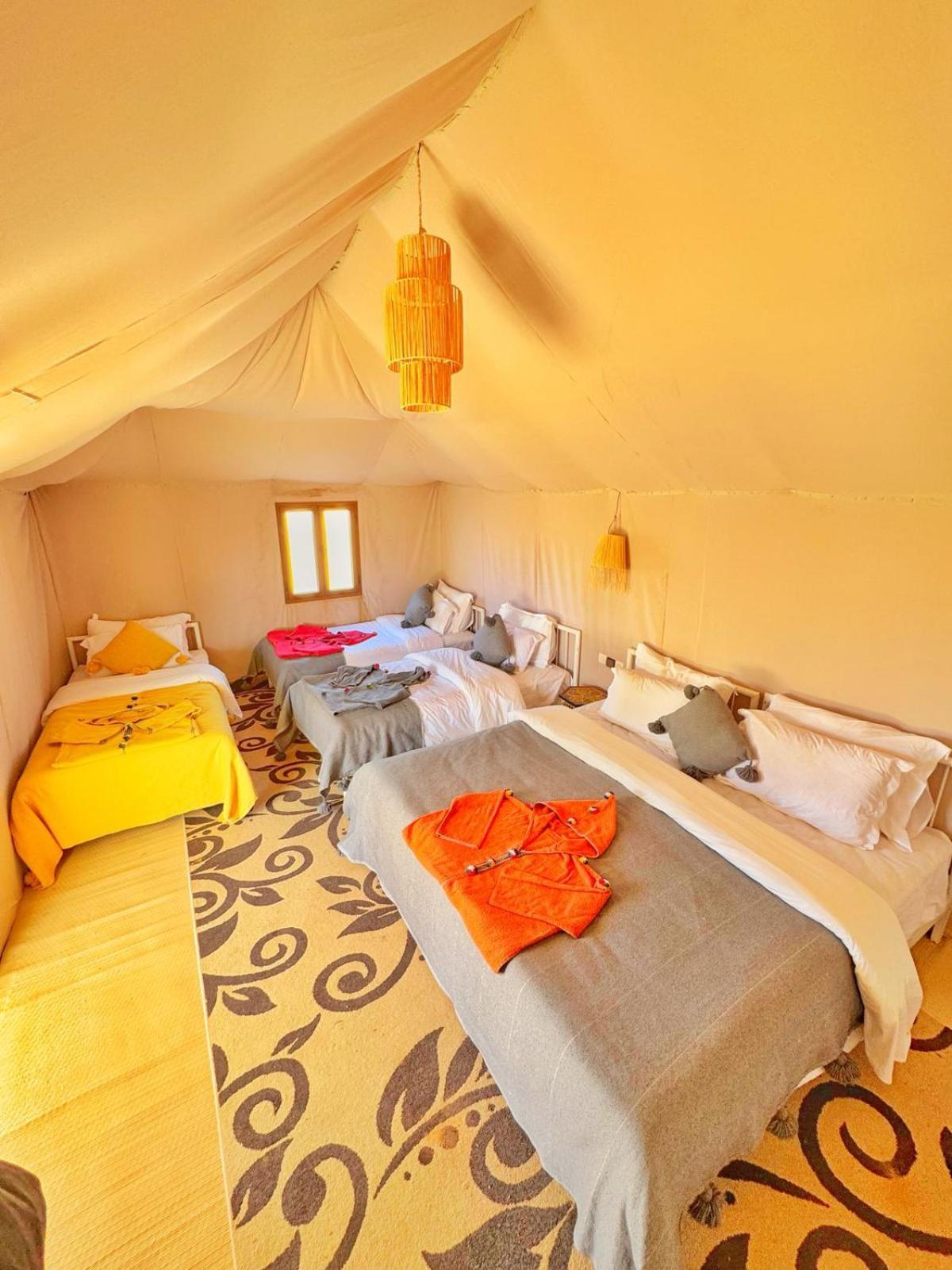 Villa Sahara Vibes Luxury Camp à Merzouga Extérieur photo